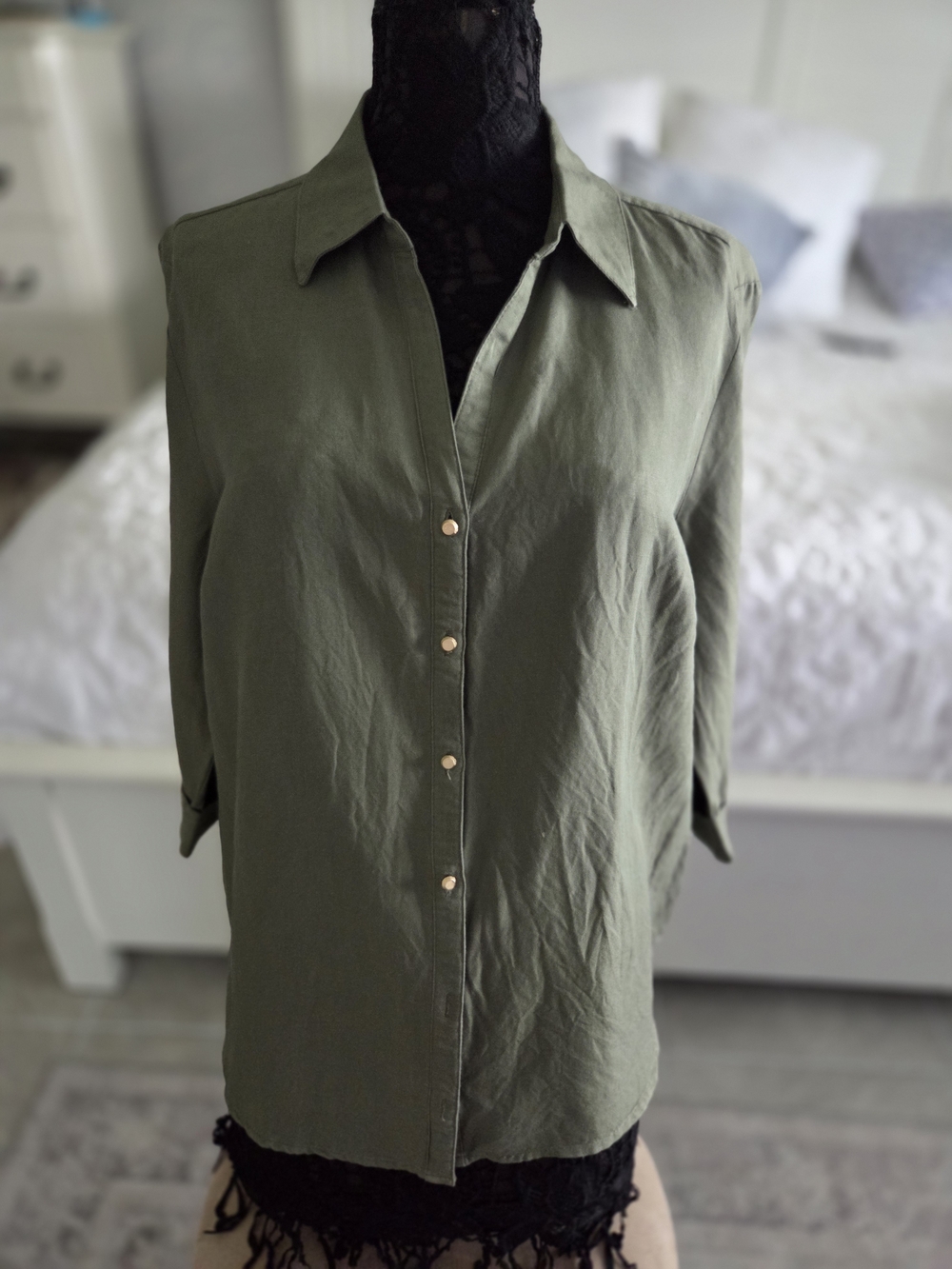 JM Collection Olive Button-Down Shirt with Gold Buttons